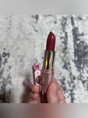 Too Faced Lip Of Luxury Champagne Essence Lipstick Sex Kitten